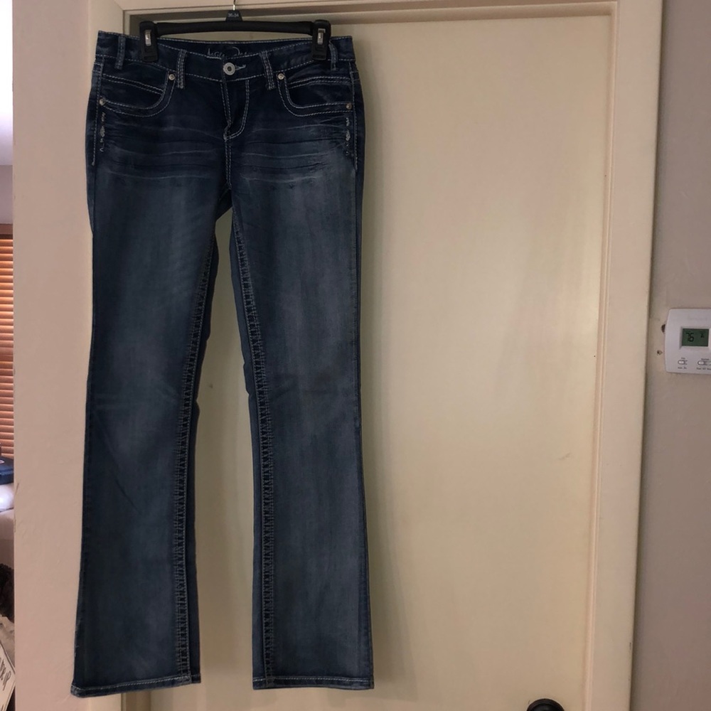Atiya Jeans